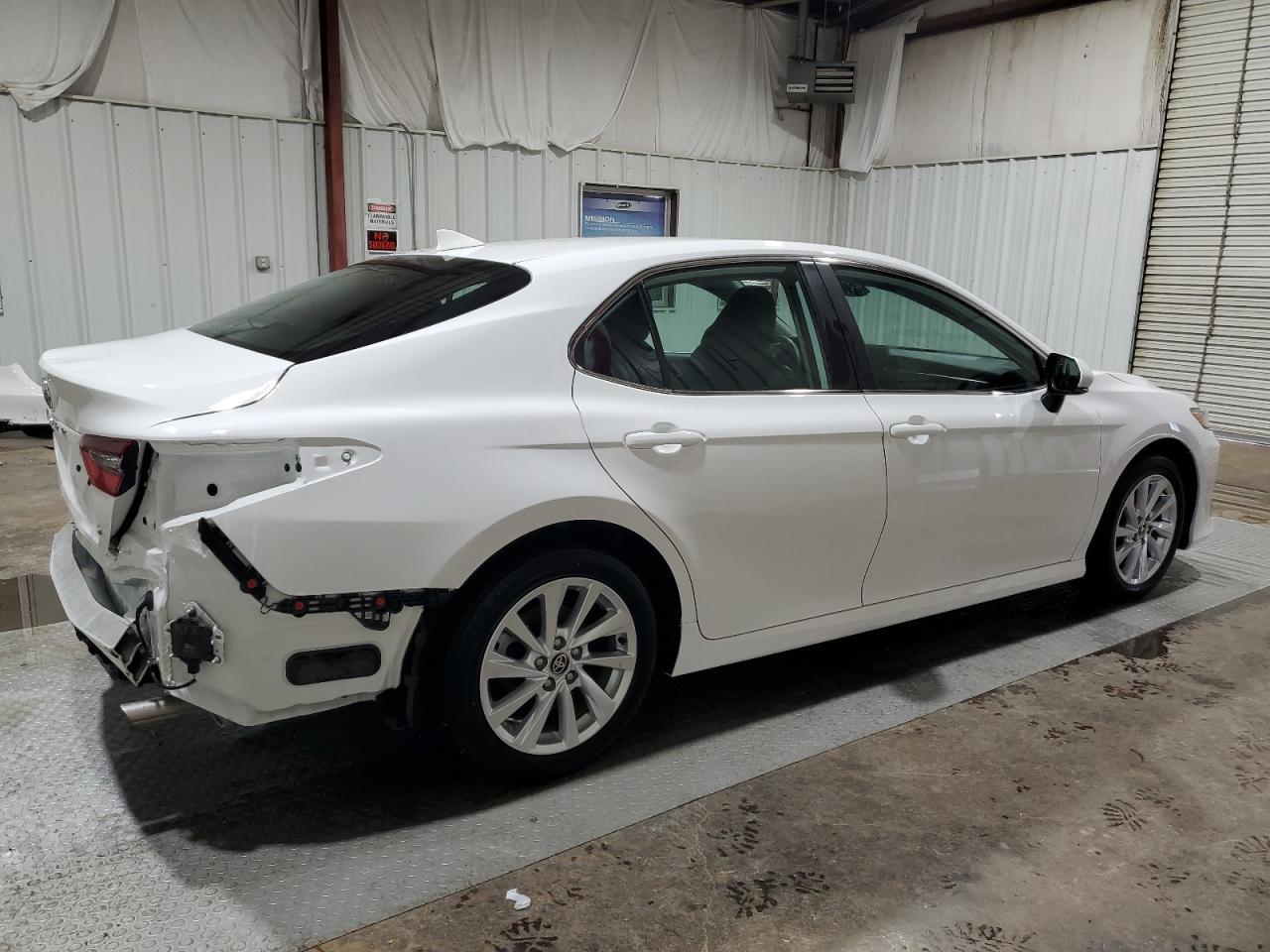 2023 TOYOTA CAMRY LE - Image 3