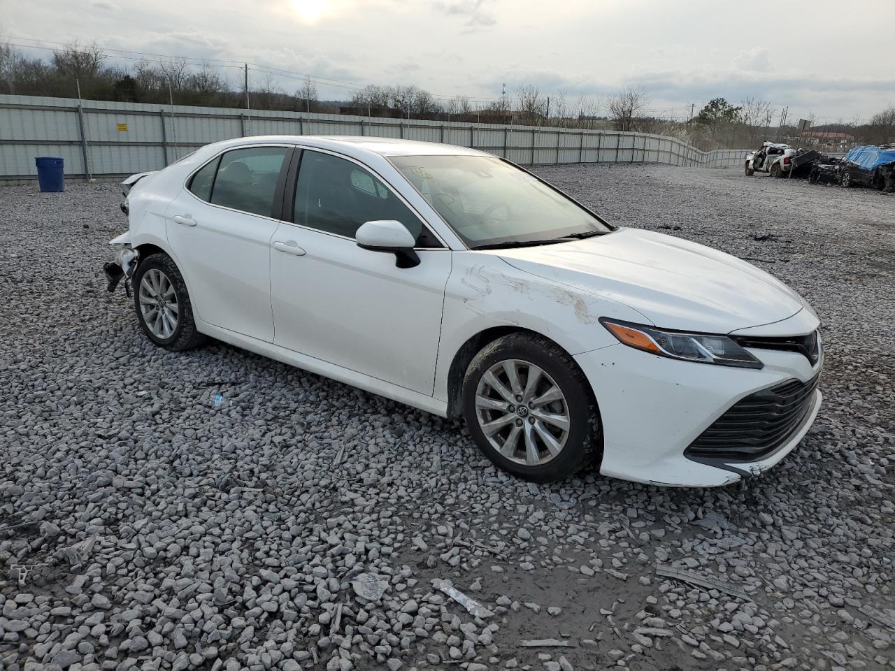 2018 TOYOTA CAMRY L - Фото 4