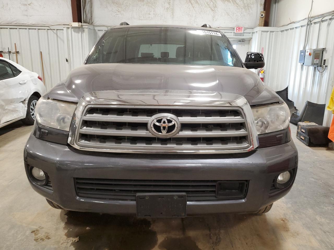 2014 TOYOTA SEQUOIA PL - Фото 5