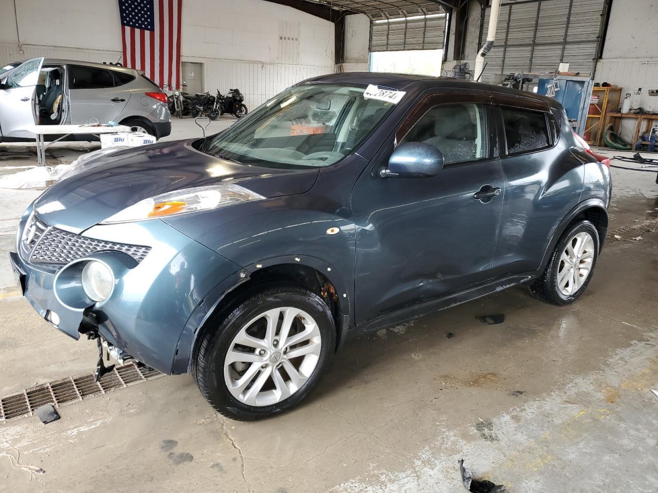 2011 NISSAN JUKE S