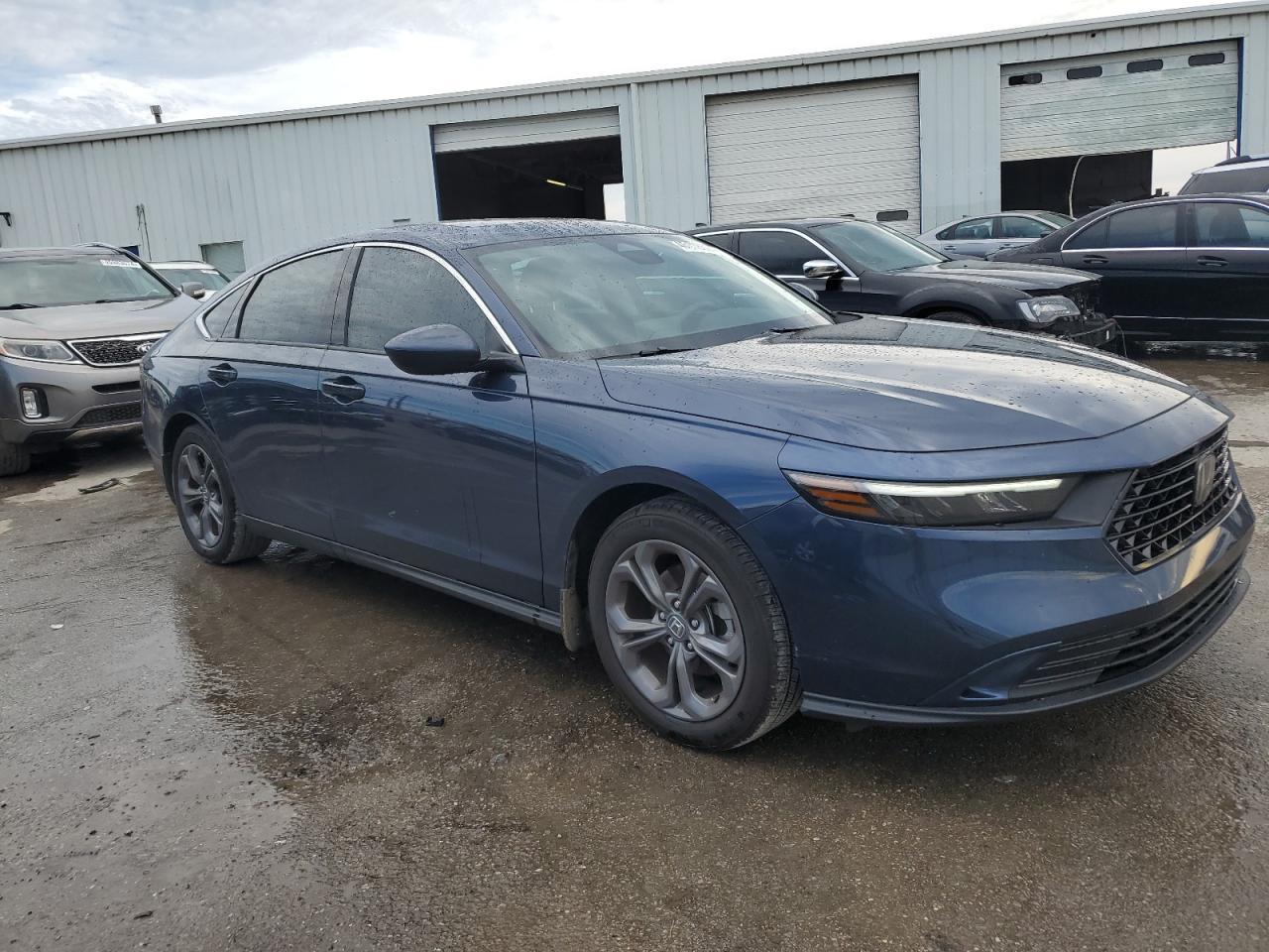 2024 HONDA ACCORD EX - Image 4