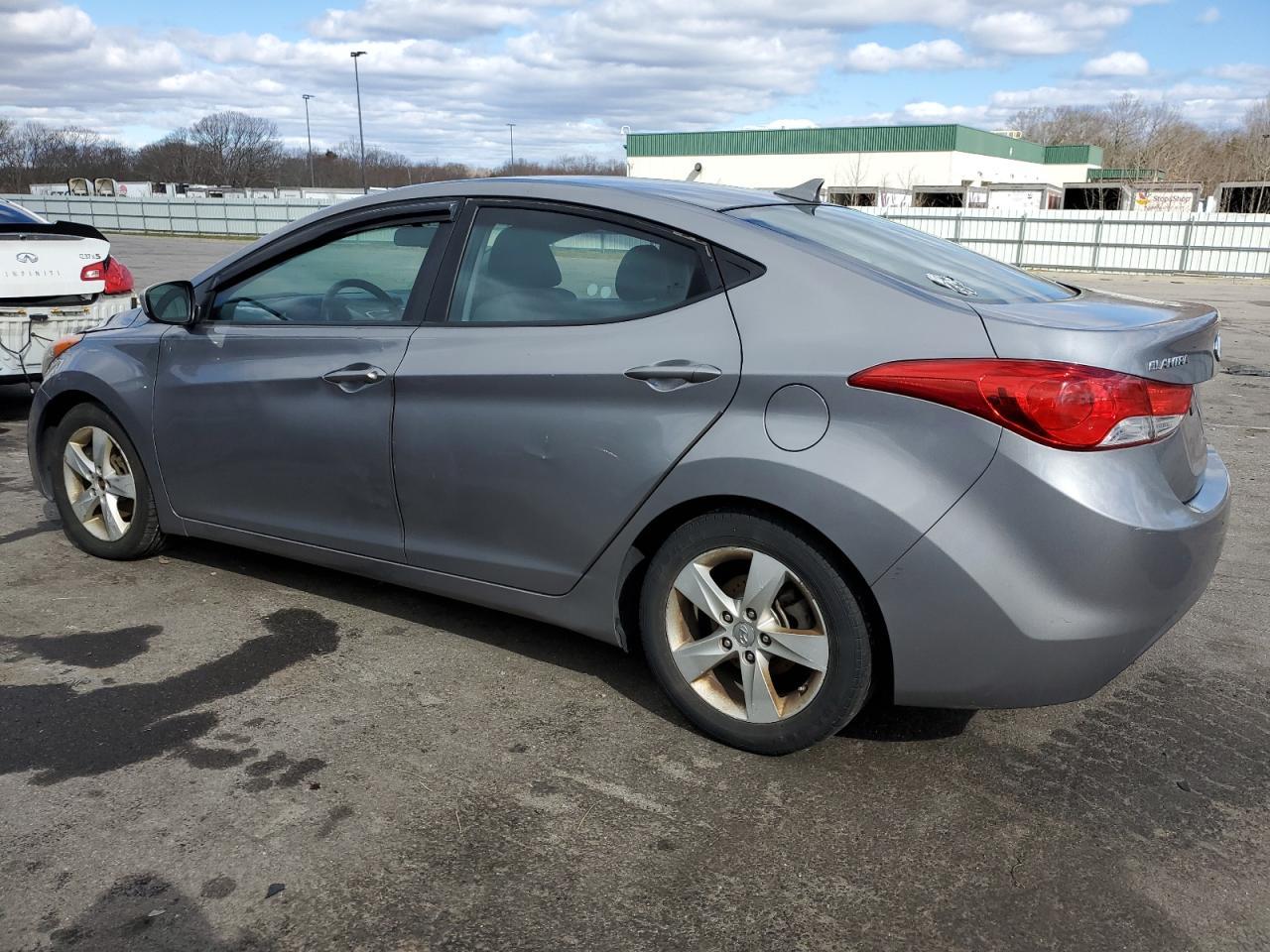2011 HYUNDAI ELANTRA GL - Image 2