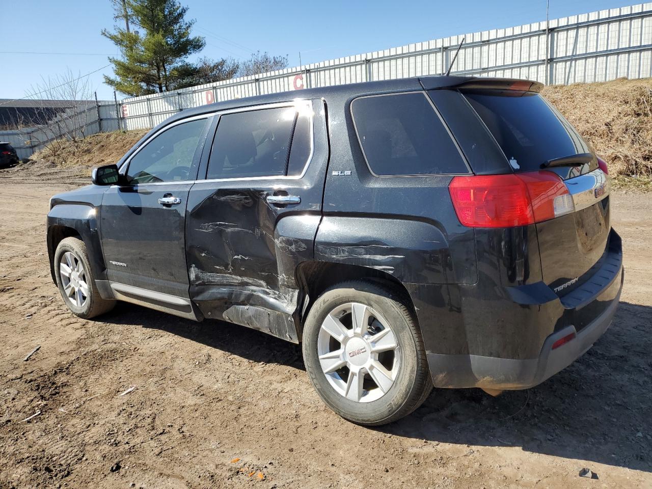 2013 GMC TERRAIN SL - Фото 2