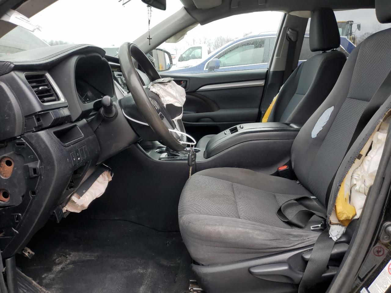 2015 TOYOTA HIGHLANDER - Фото 7