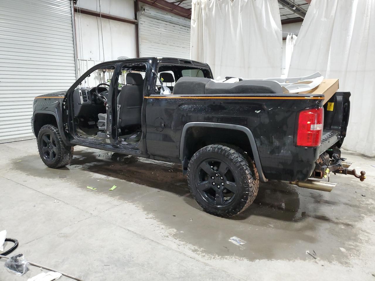 2017 GMC SIERRA K15 - Image 2