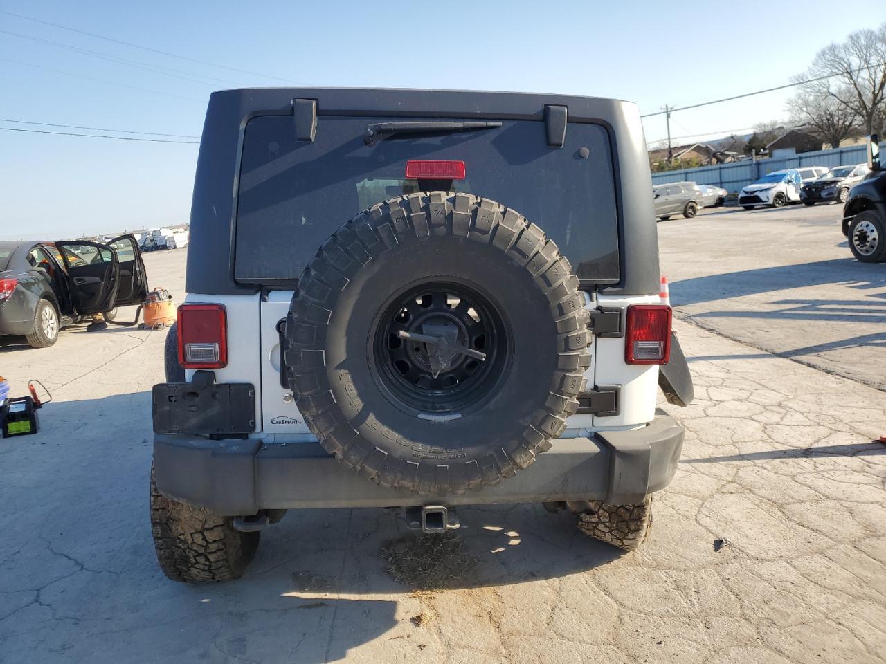 2012 JEEP WRANGLER U - Image 6