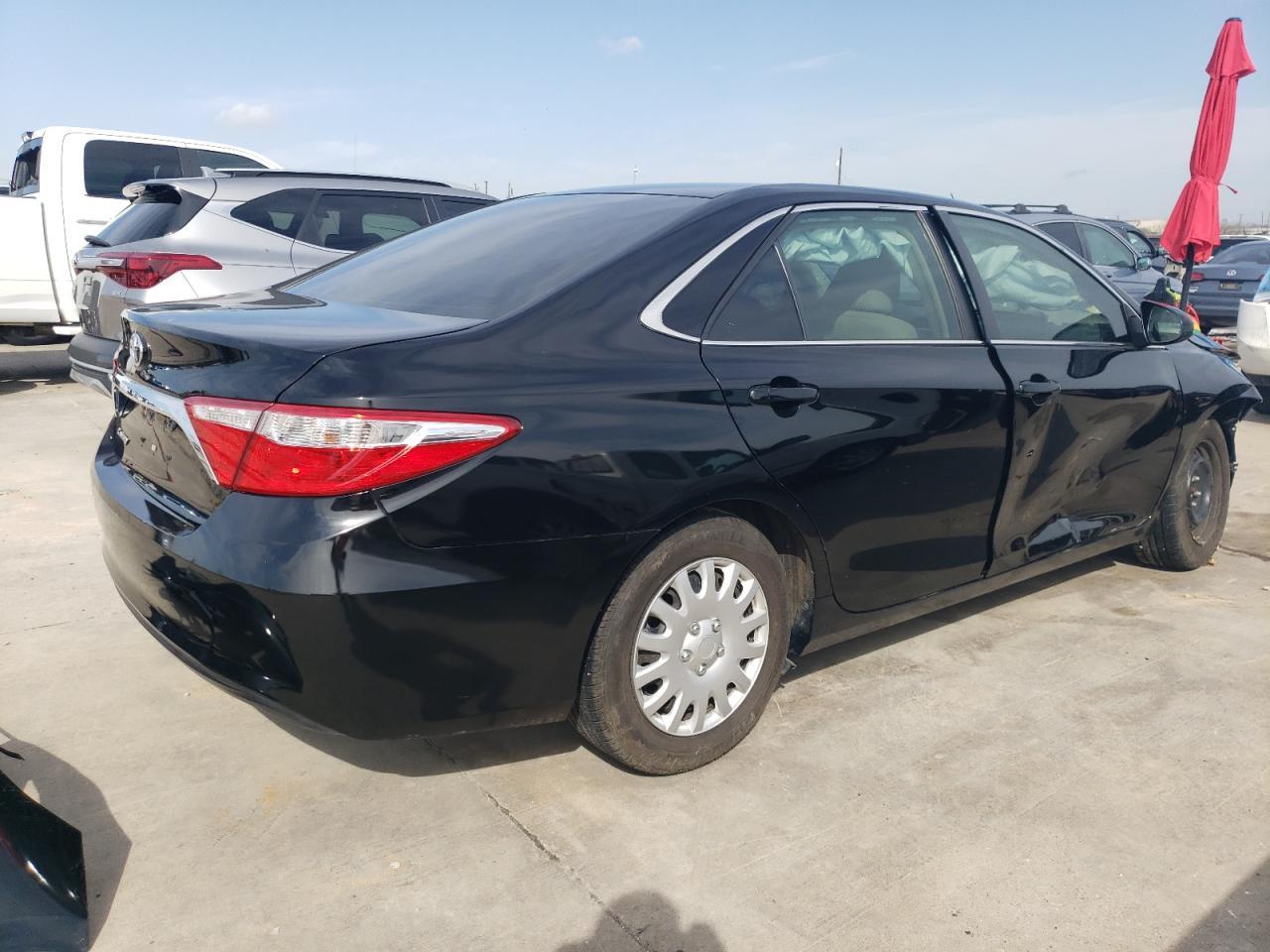 2016 TOYOTA CAMRY LE - Фото 3
