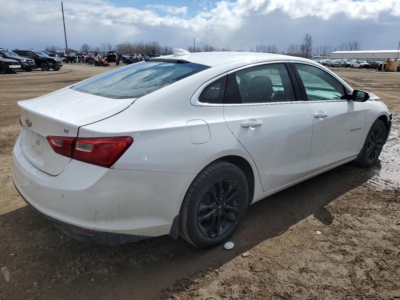 2017 CHEVROLET MALIBU LT - Фото 3