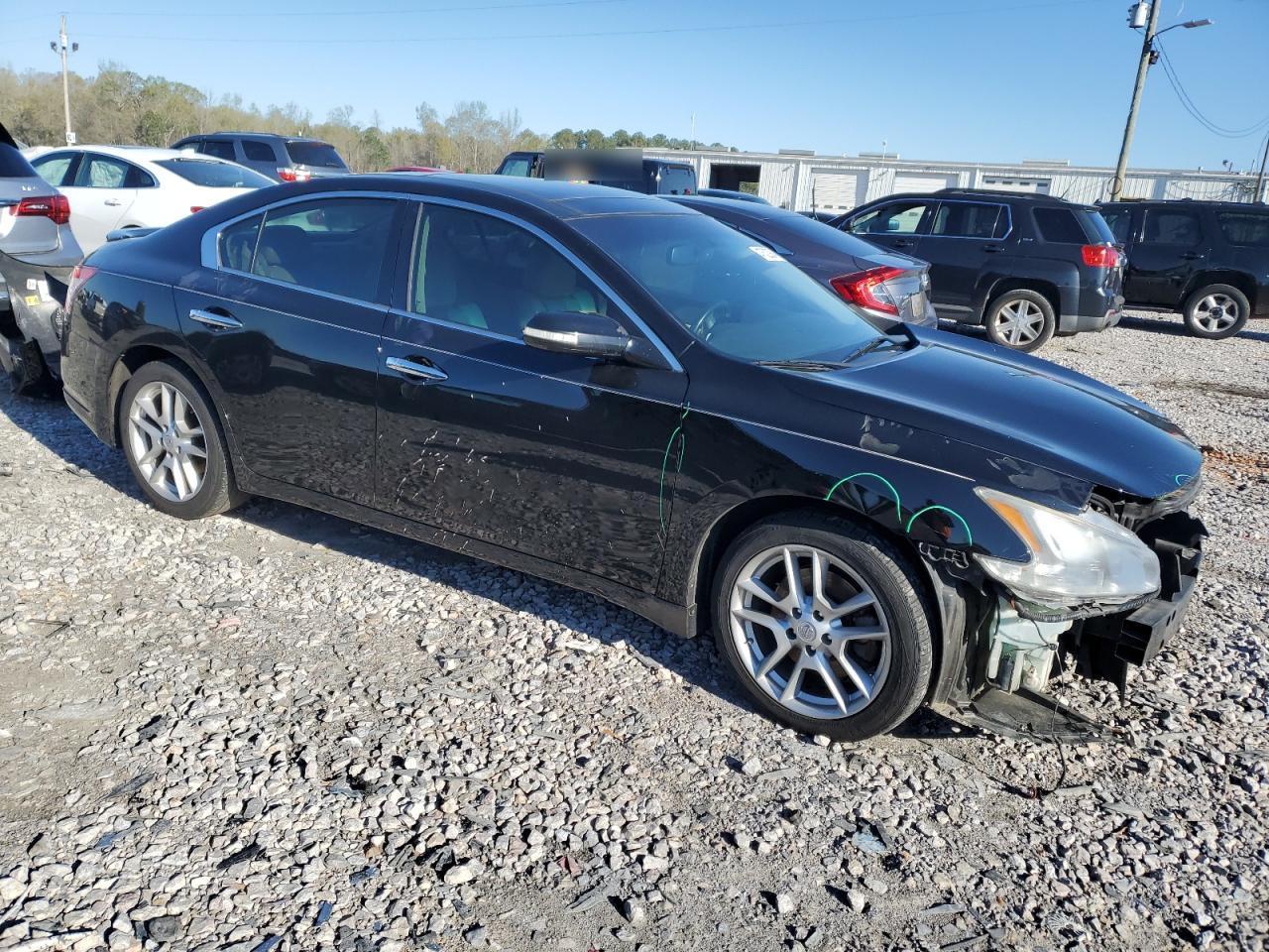 2011 NISSAN MAXIMA S - Image 4