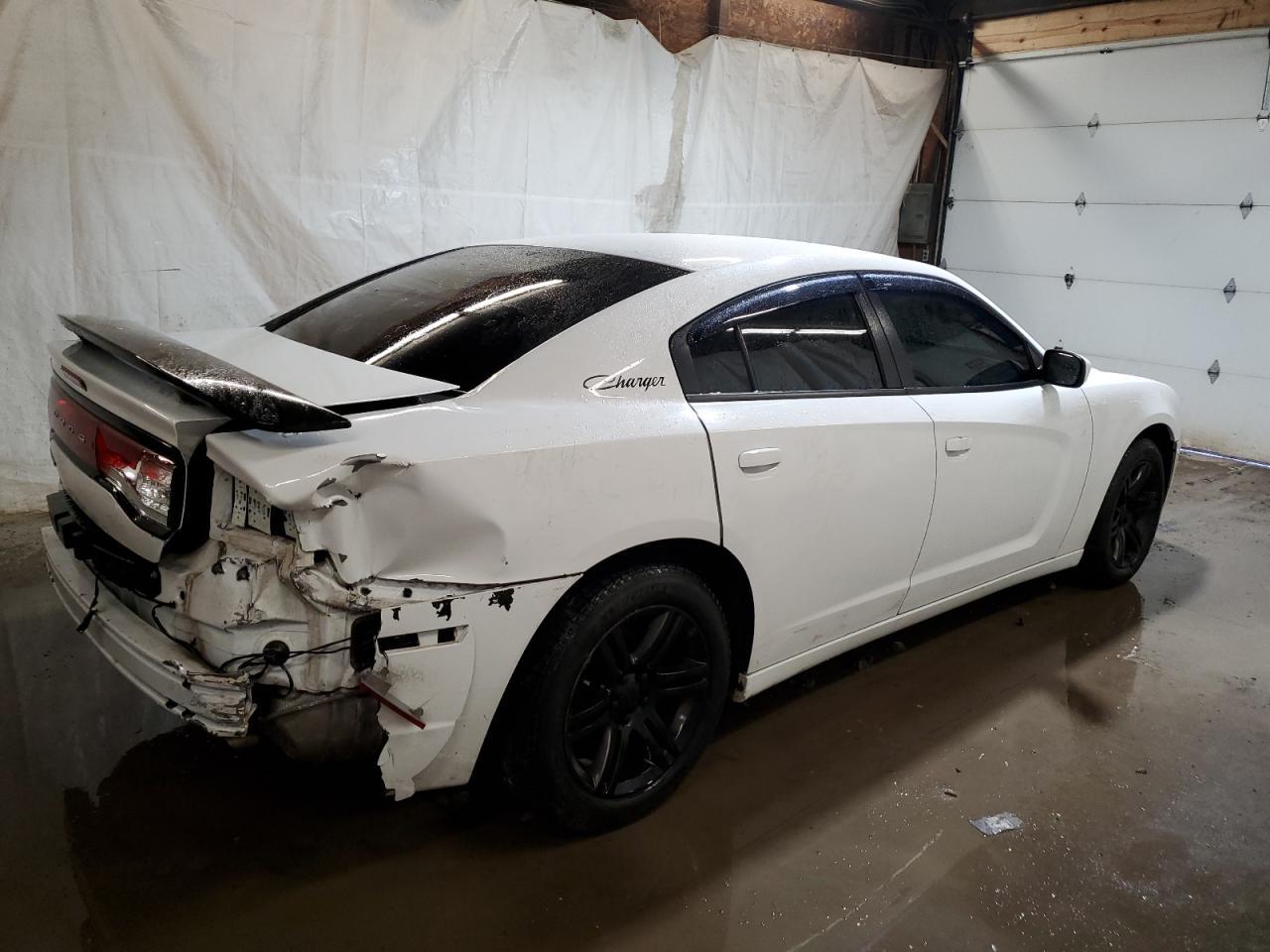 2014 DODGE CHARGER SE - Image 3