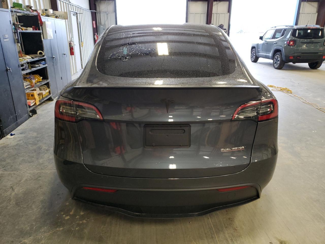 2023 TESLA MODEL Y - Фото 6