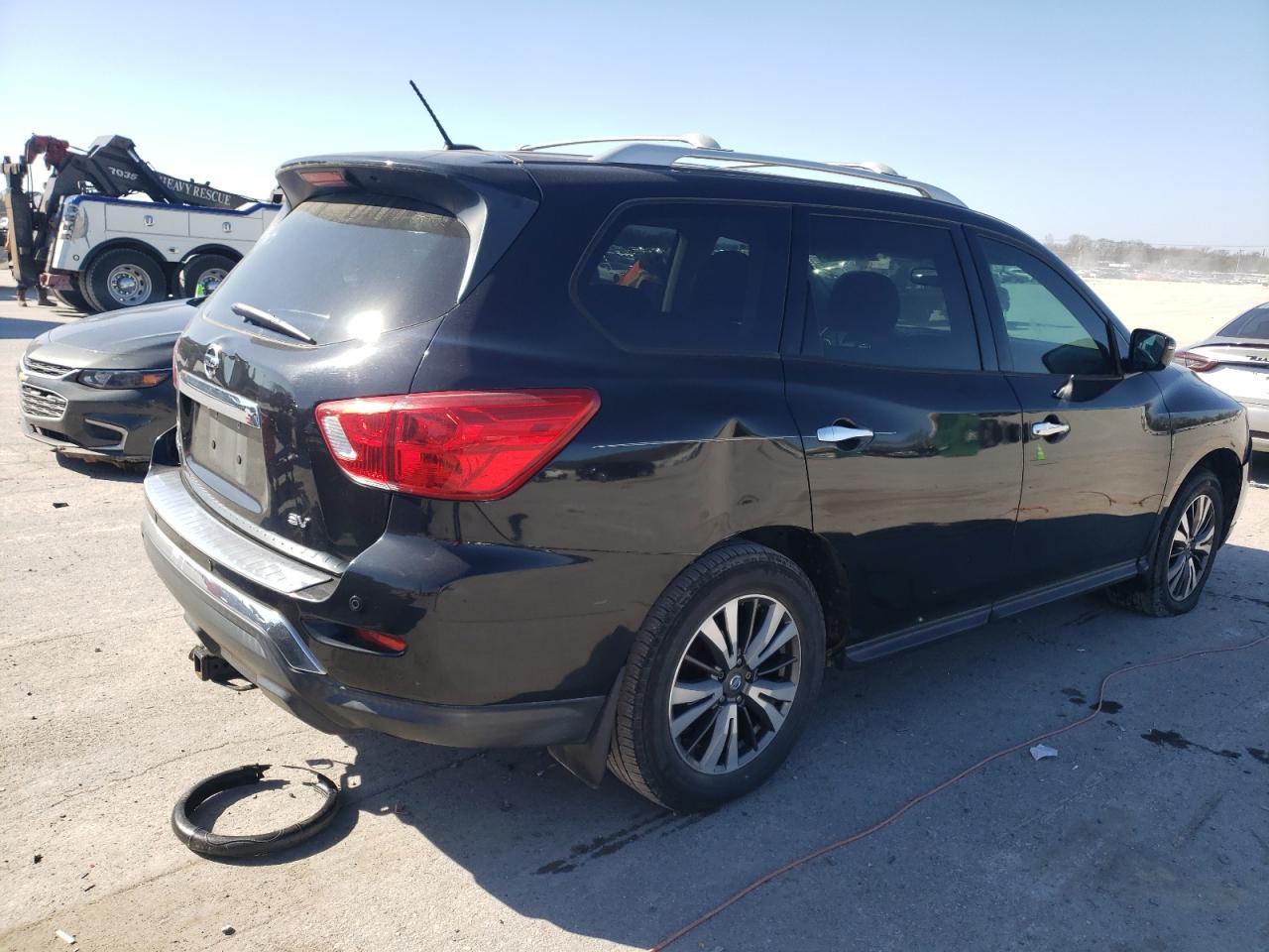 2017 NISSAN PATHFINDER - Image 3