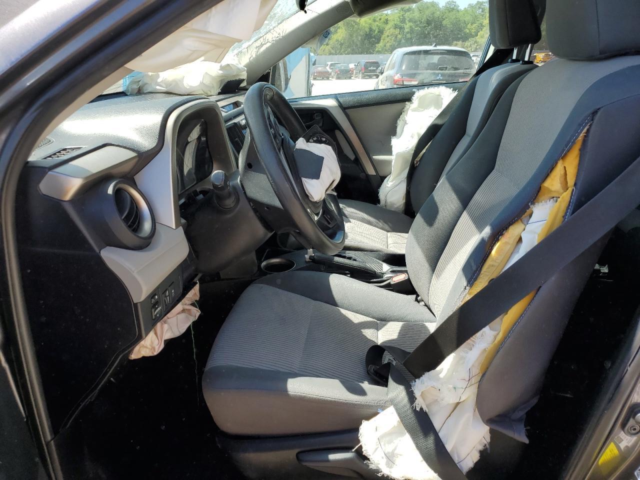 2015 TOYOTA RAV4 LE - Фото 7