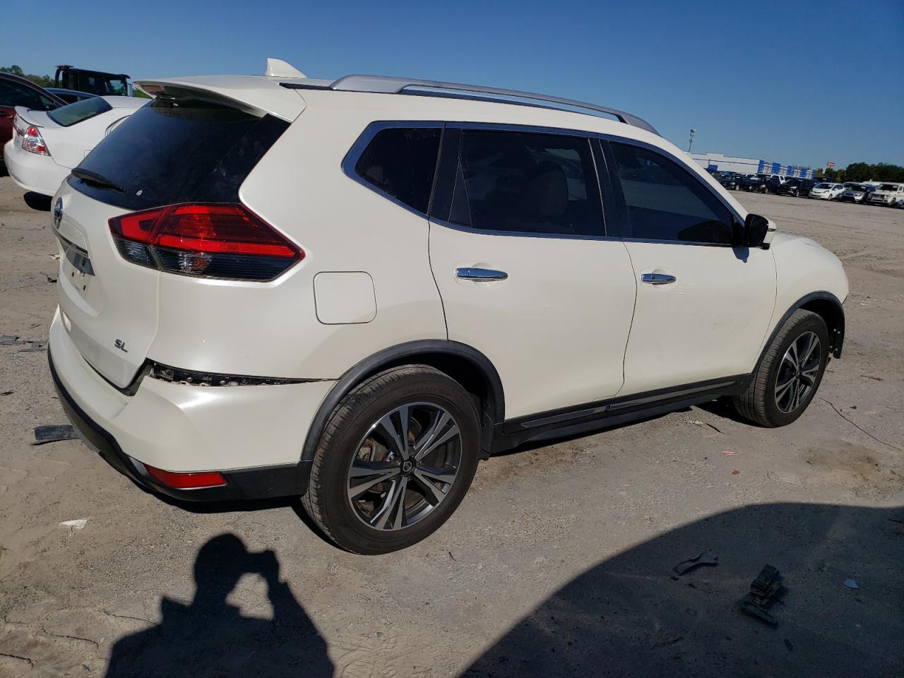 2017 NISSAN ROGUE S - Image 3