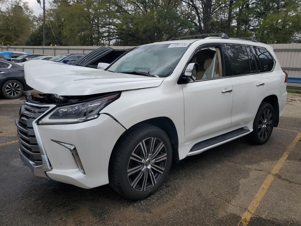 2019 LEXUS LX 570