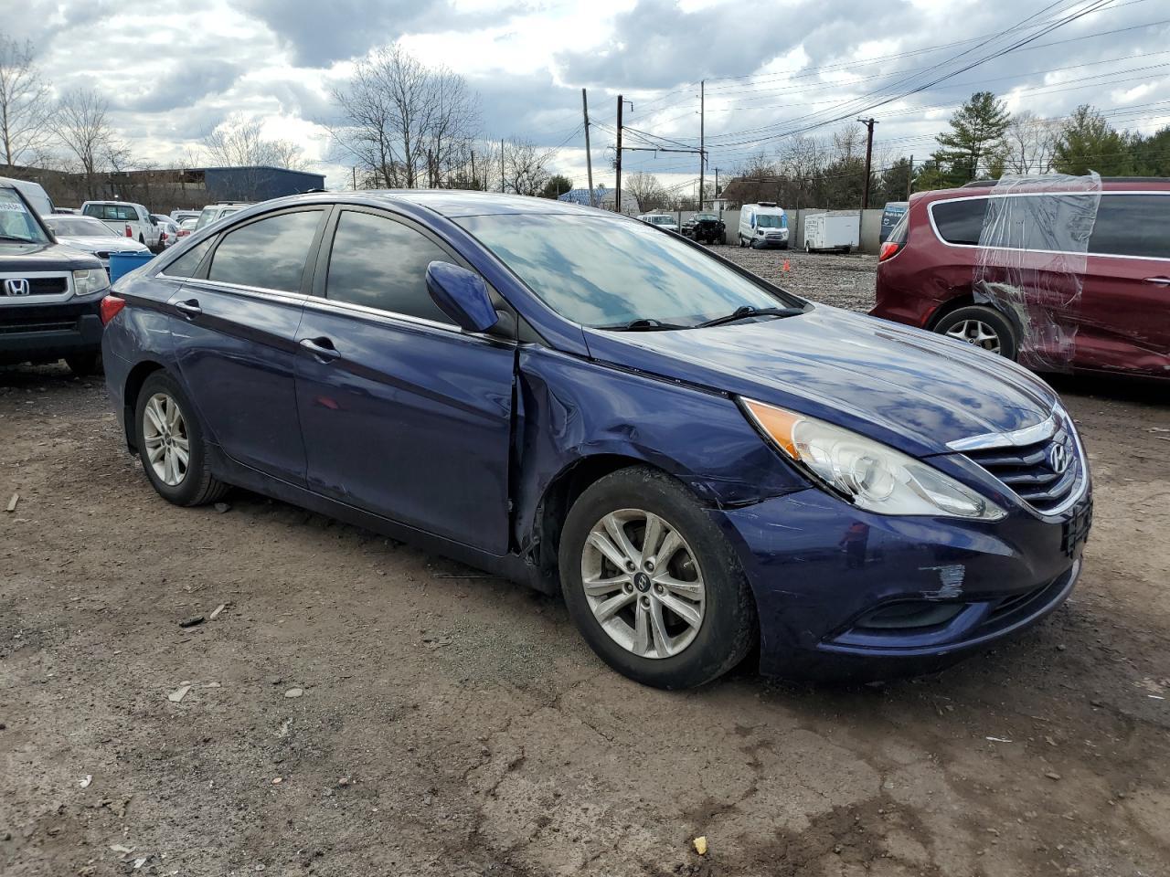 2013 HYUNDAI SONATA GLS - Фото 4