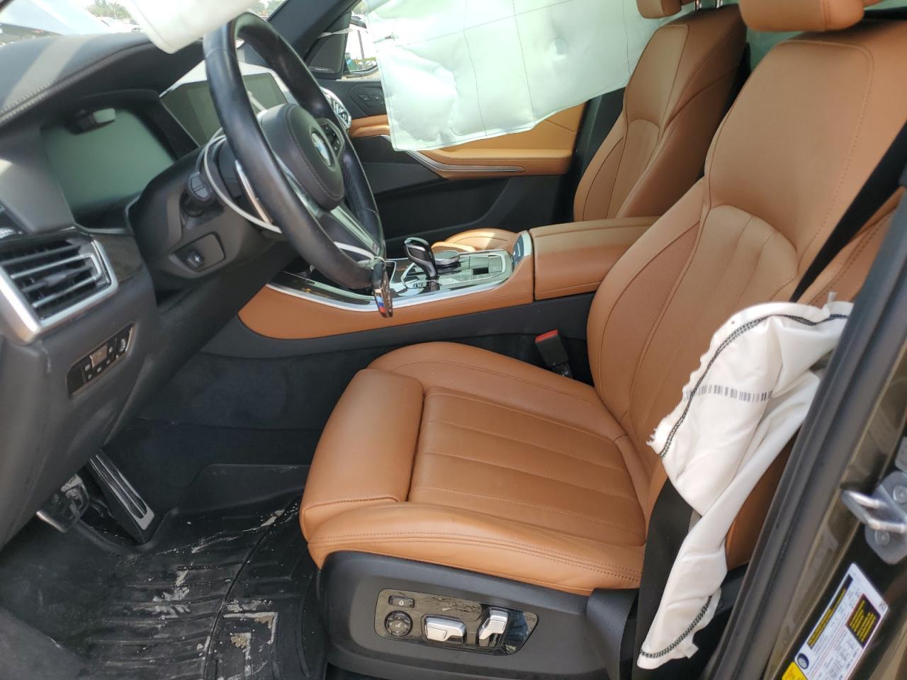 2022 BMW X5 M50I - Фото 7