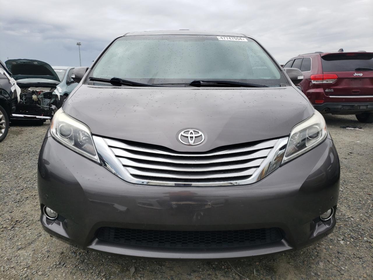 2015 TOYOTA SIENNA XLE - Фото 5