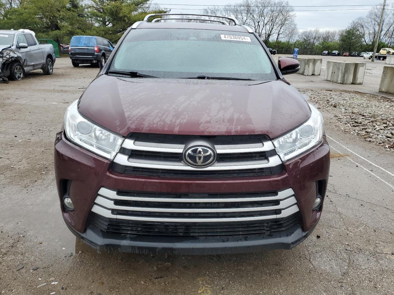 2019 TOYOTA HIGHLANDER - Фото 5