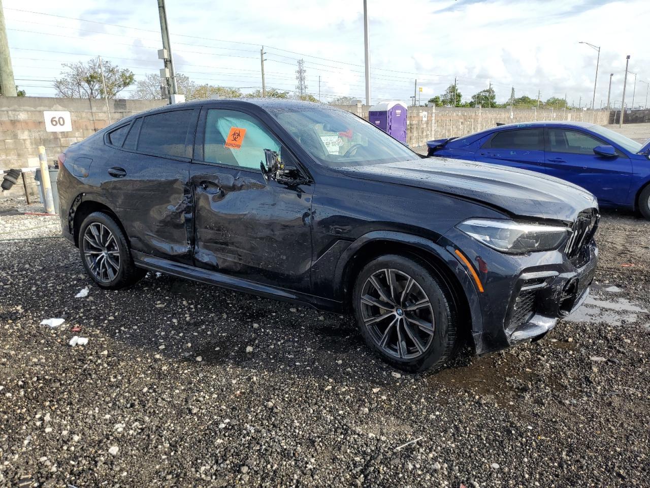2022 BMW X6 XDRIVE4 - Фото 4