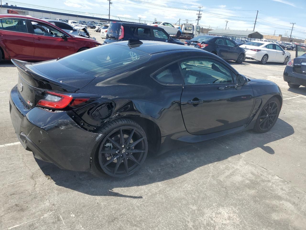 2023 TOYOTA GR 86 PREM - Image 3