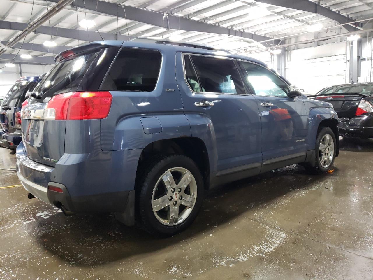 2012 GMC TERRAIN SL - Image 3