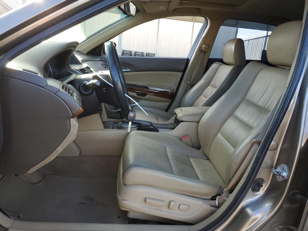 2010 HONDA ACCORD EXL - Image 7