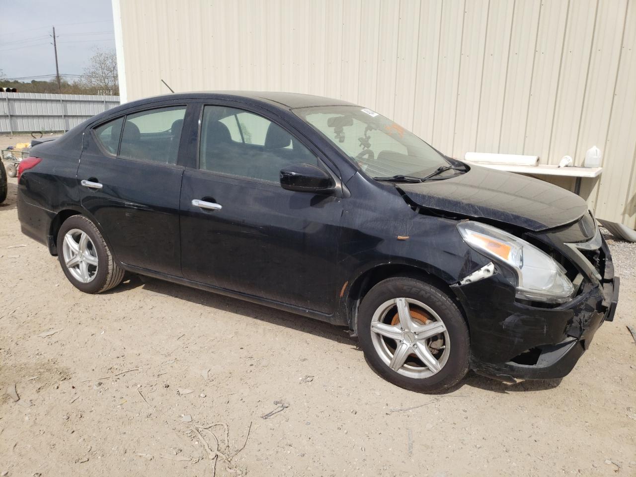2016 NISSAN VERSA S - Фото 4