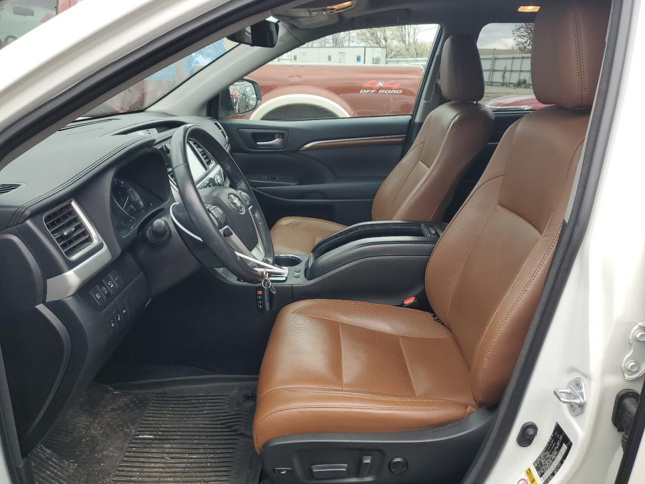 2018 TOYOTA HIGHLANDER - Image 7