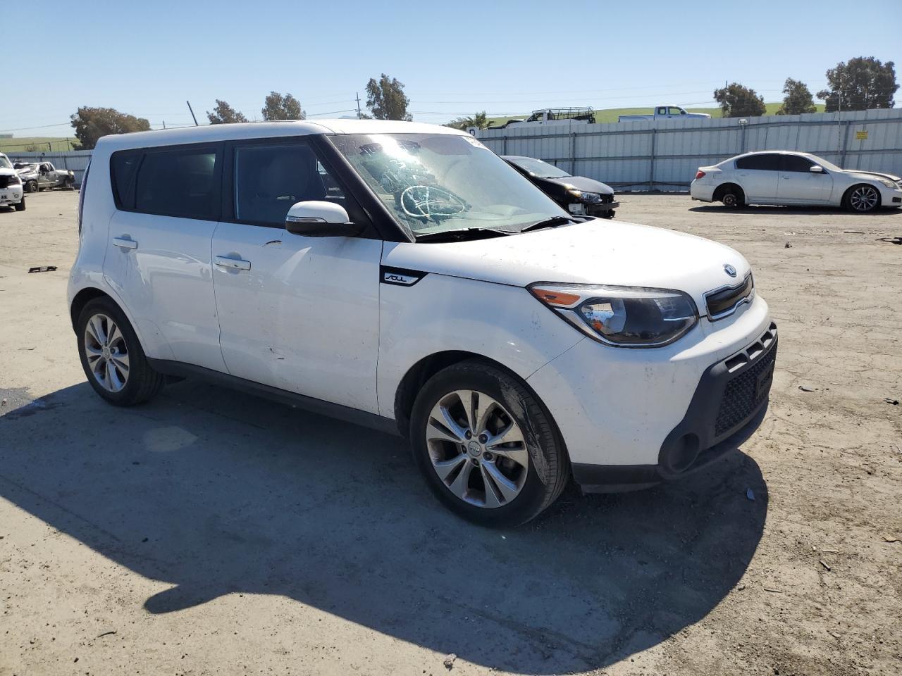 2014 KIA SOUL + - Image 4