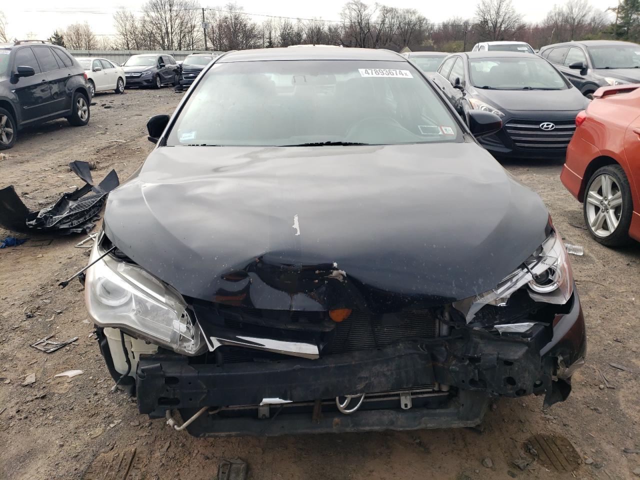 2017 TOYOTA CAMRY LE - Image 5