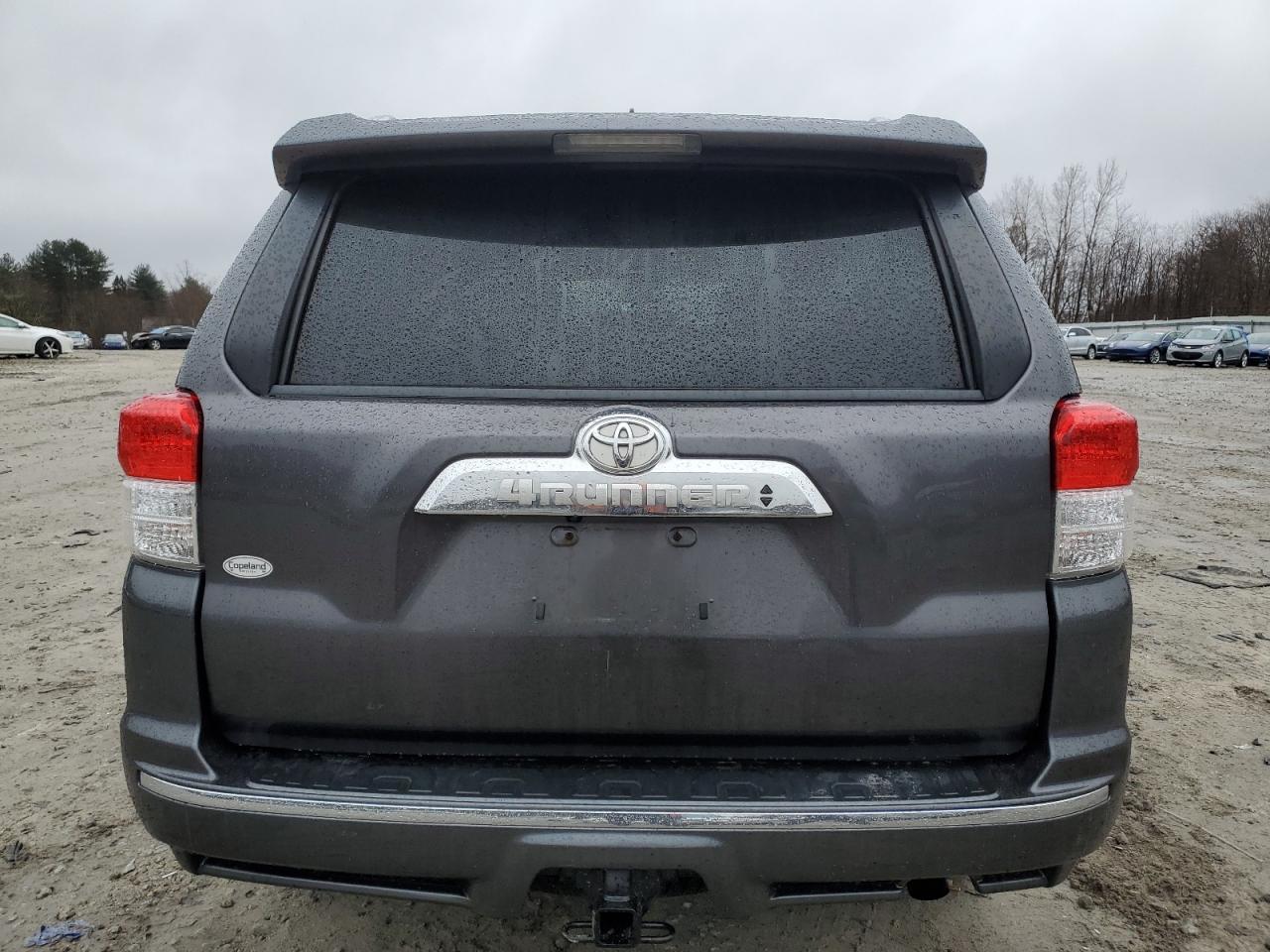 2011 TOYOTA 4RUNNER SR - Image 6