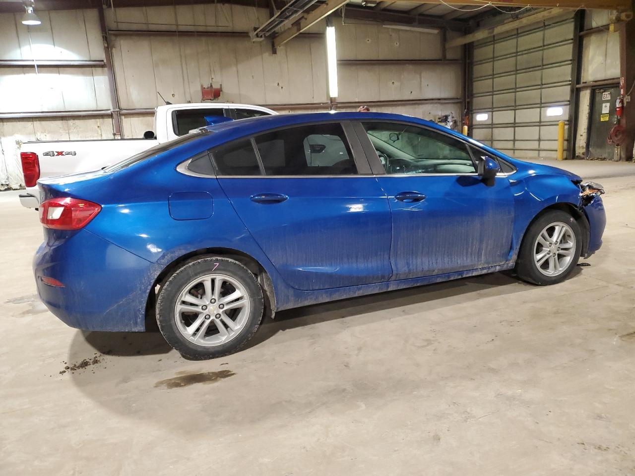 2017 CHEVROLET CRUZE LT - Image 3