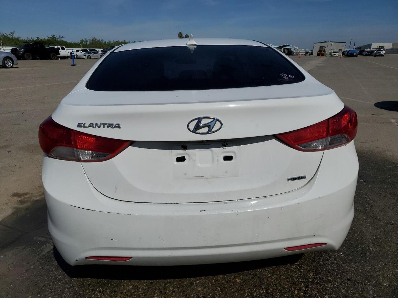 2011 HYUNDAI ELANTRA GL - Image 6