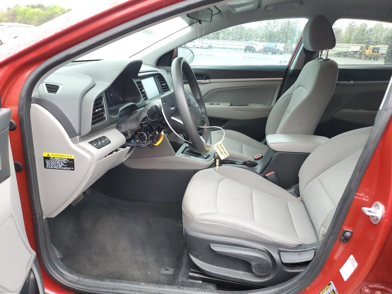 2019 HYUNDAI ELANTRA SE - Фото 7
