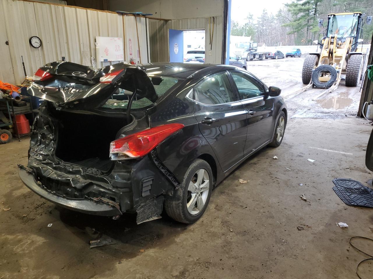 2013 HYUNDAI ELANTRA GL - Image 3