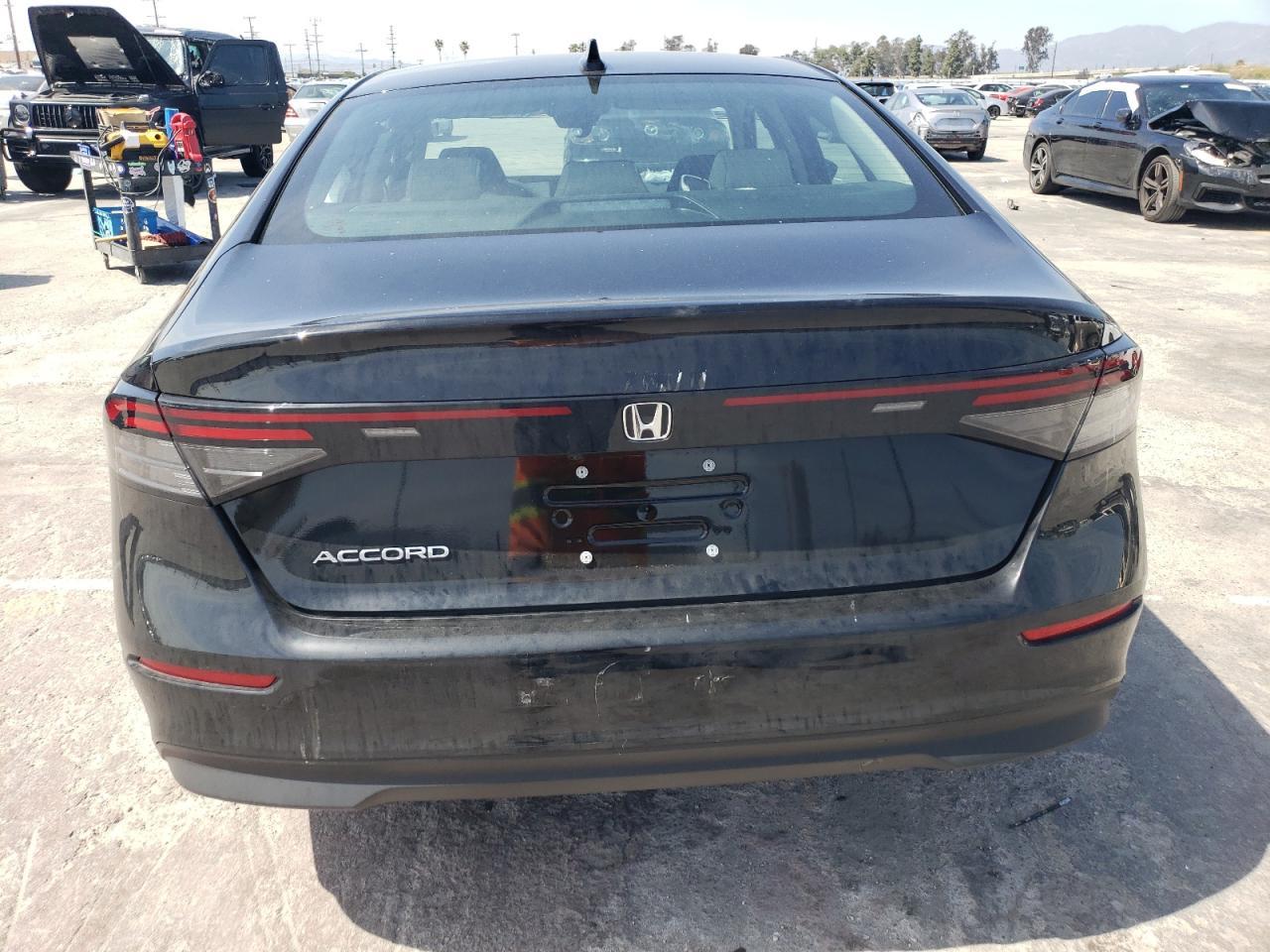 2024 HONDA ACCORD EX - Image 6