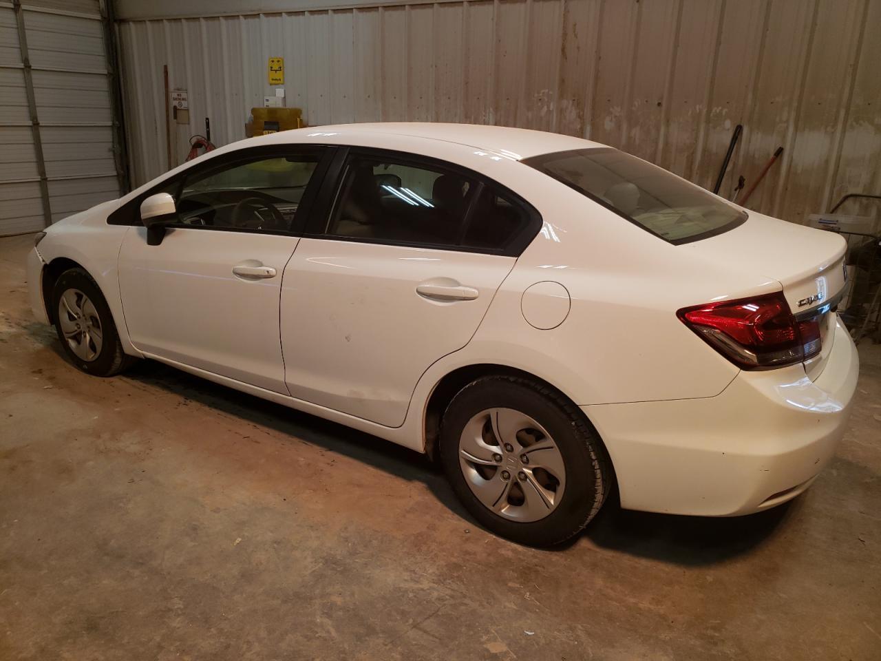 2015 HONDA CIVIC LX - Image 2