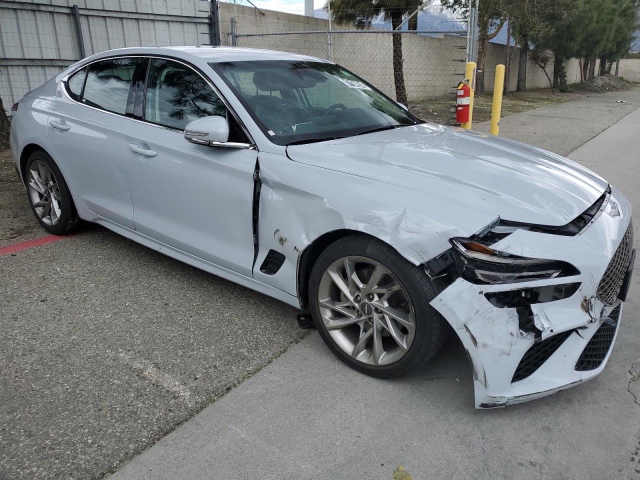 2022 GENESIS G70 BASE - Фото 4