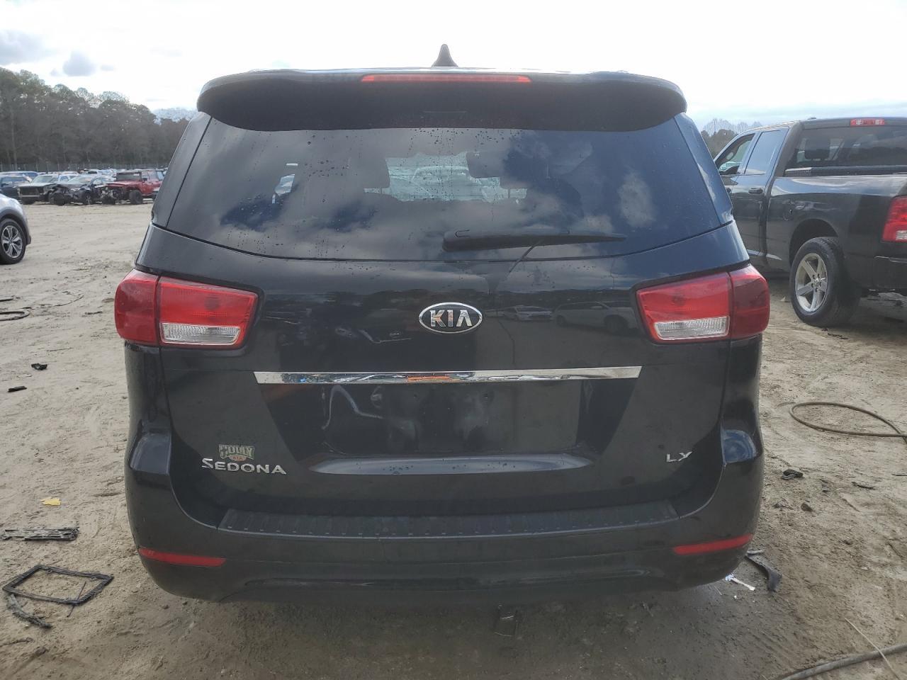 2016 KIA SEDONA LX - Фото 6