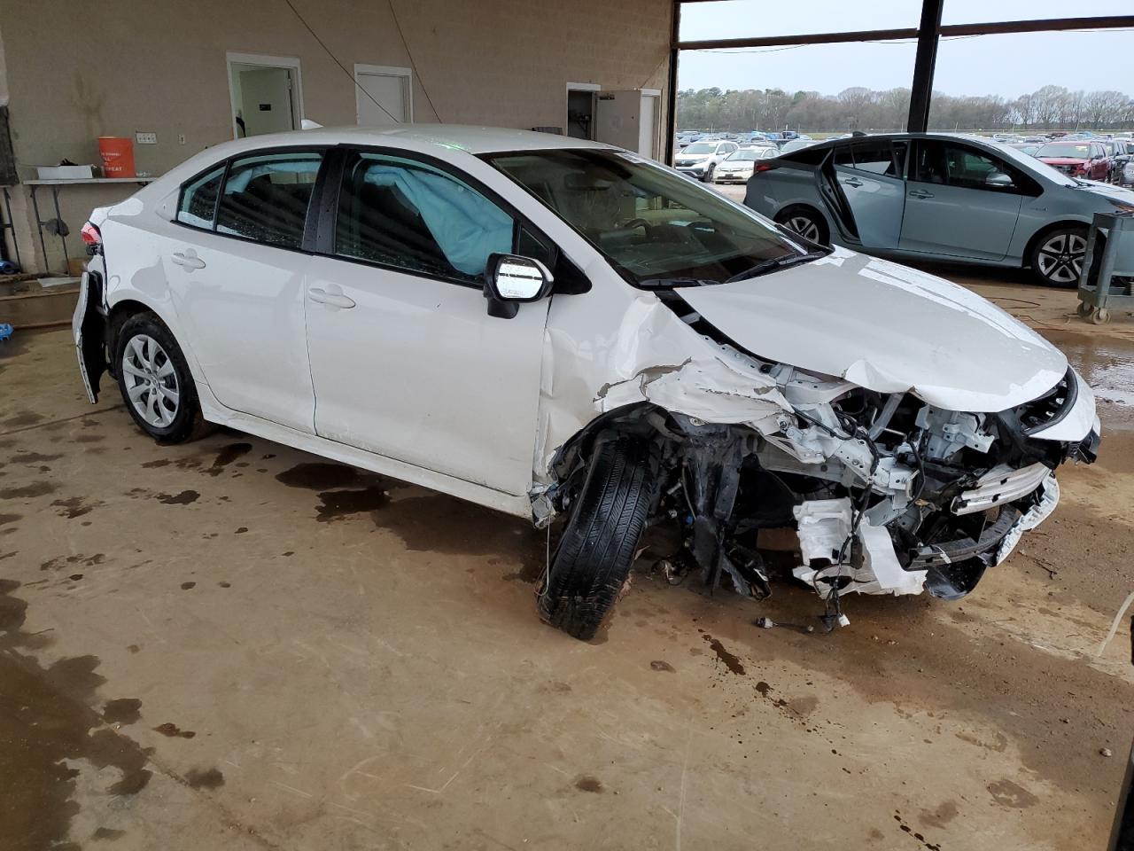 2022 TOYOTA COROLLA LE - Фото 4