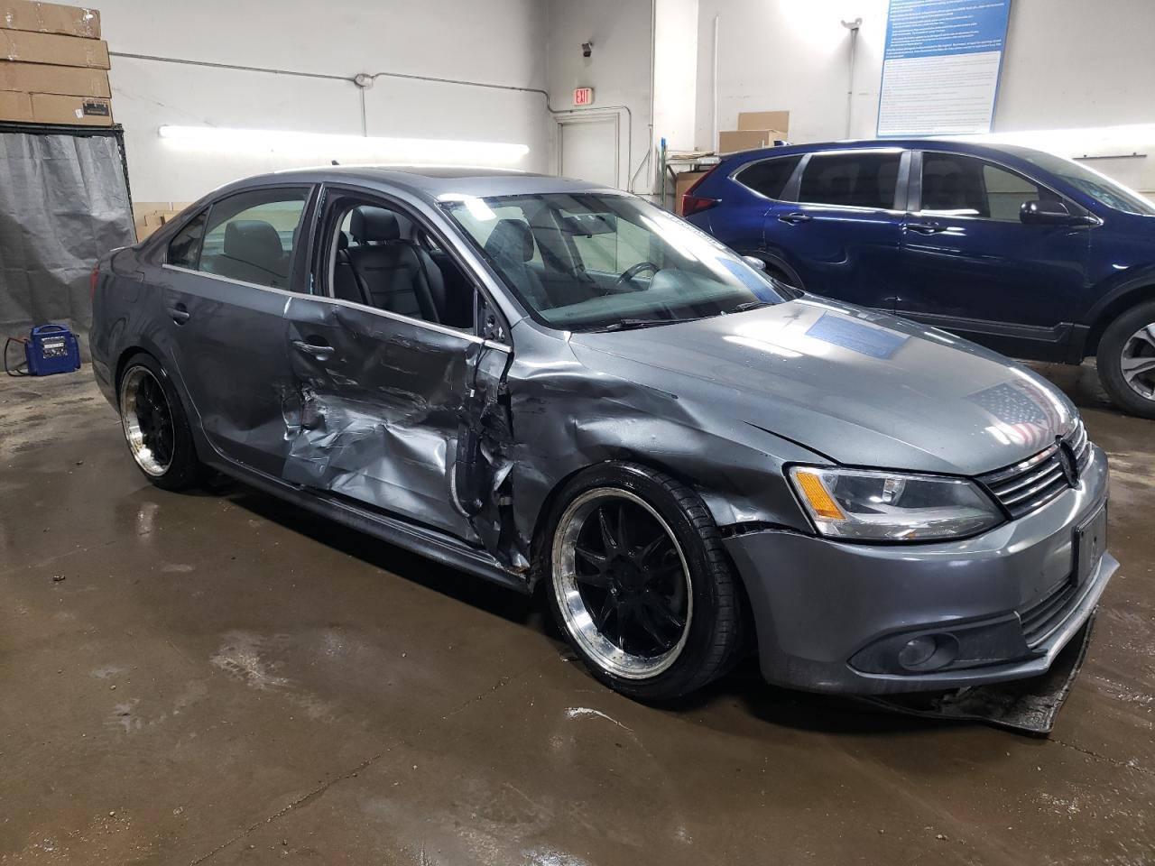 2013 VOLKSWAGEN JETTA TDI - Фото 4
