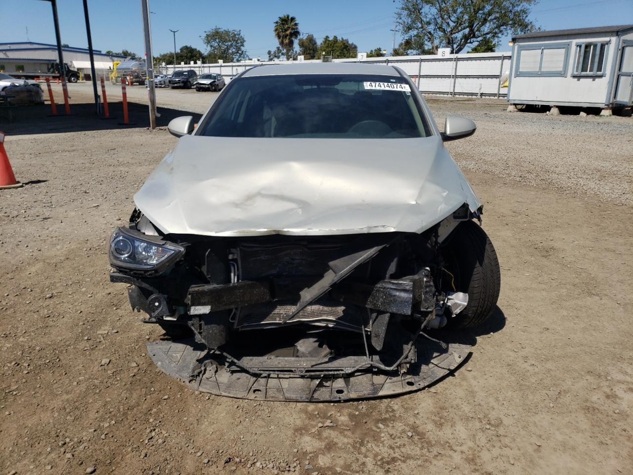 2017 HYUNDAI ELANTRA SE - Image 5