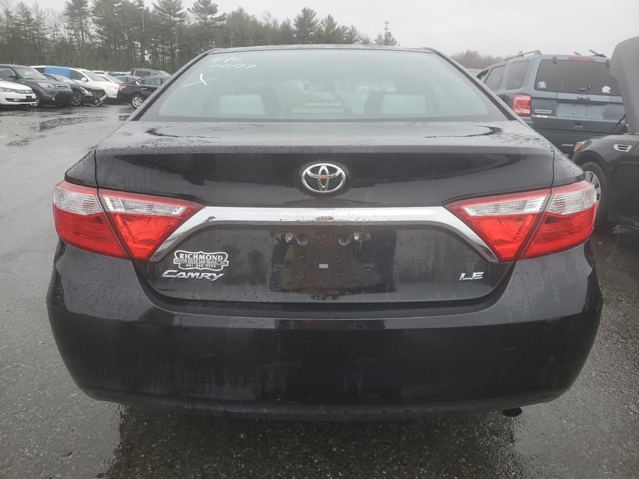 2016 TOYOTA CAMRY LE - Фото 6