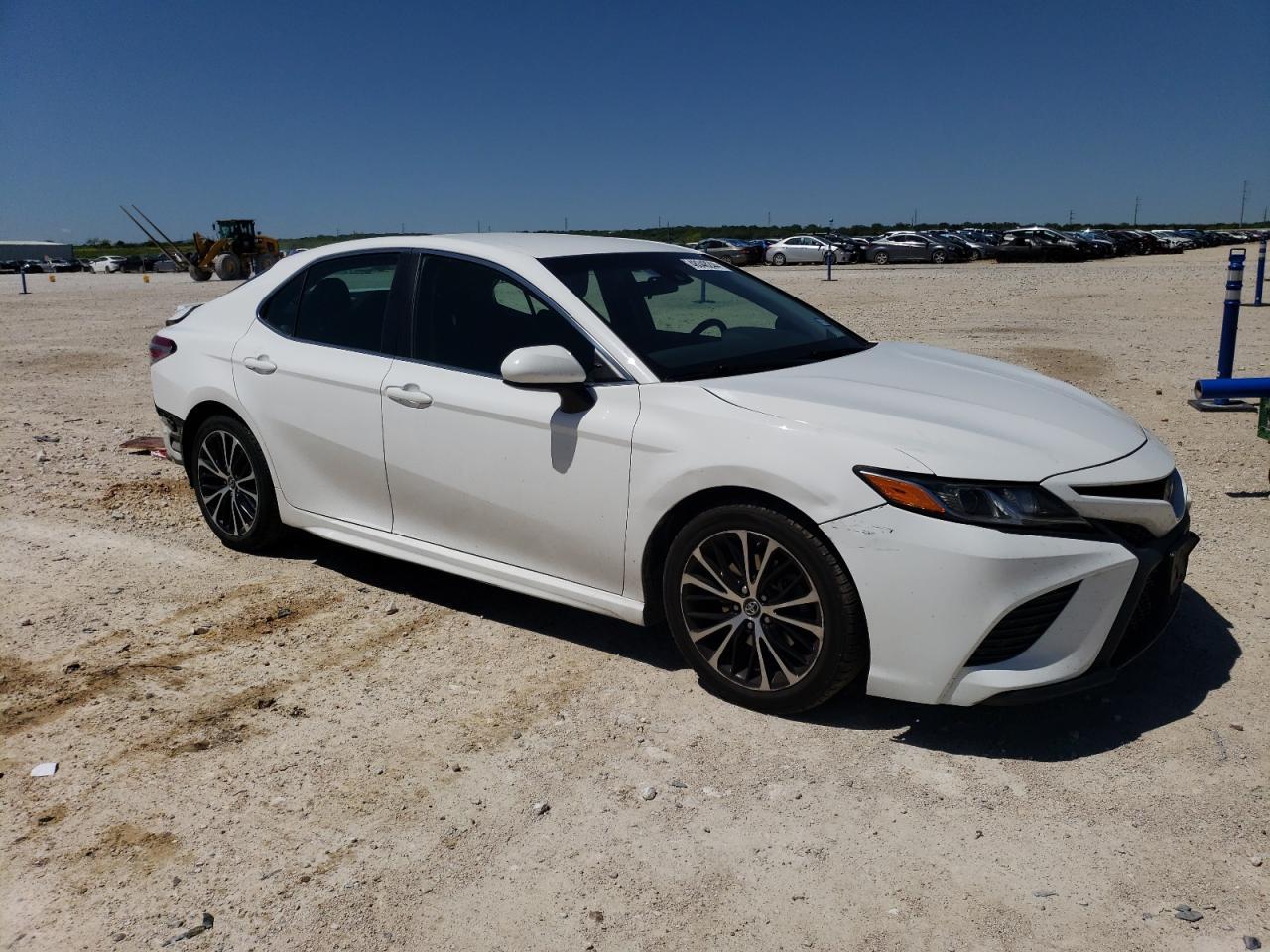 2018 TOYOTA CAMRY L - Фото 4