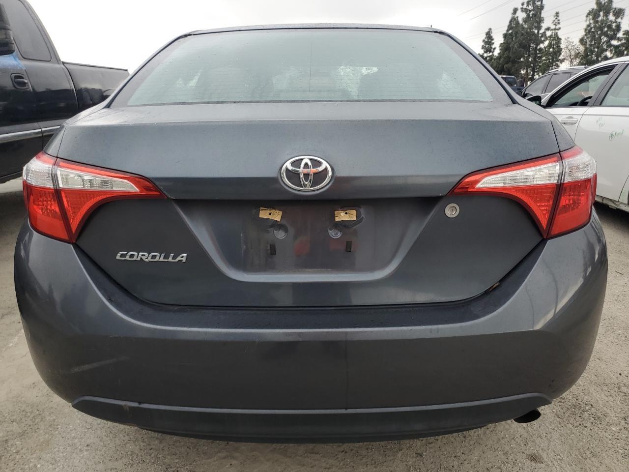 2015 TOYOTA COROLLA L - Фото 6