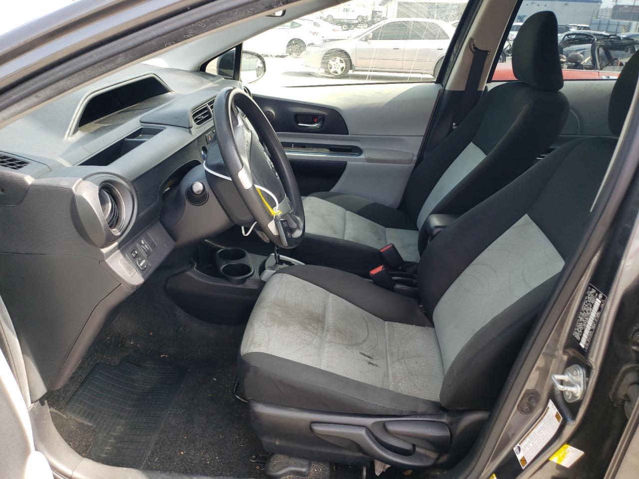 2013 TOYOTA PRIUS C - Image 7