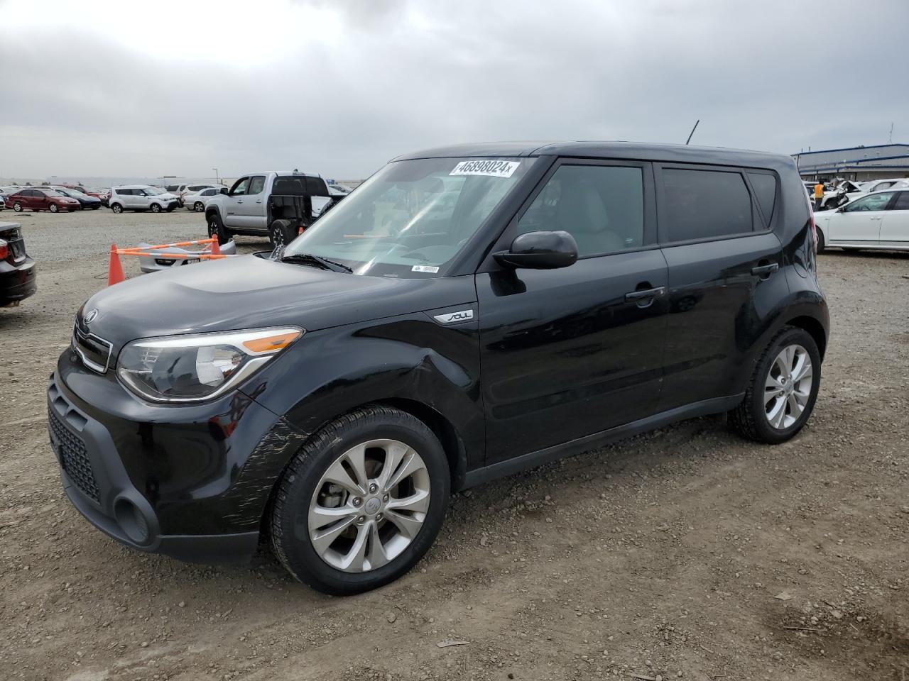 2015 KIA SOUL + car image