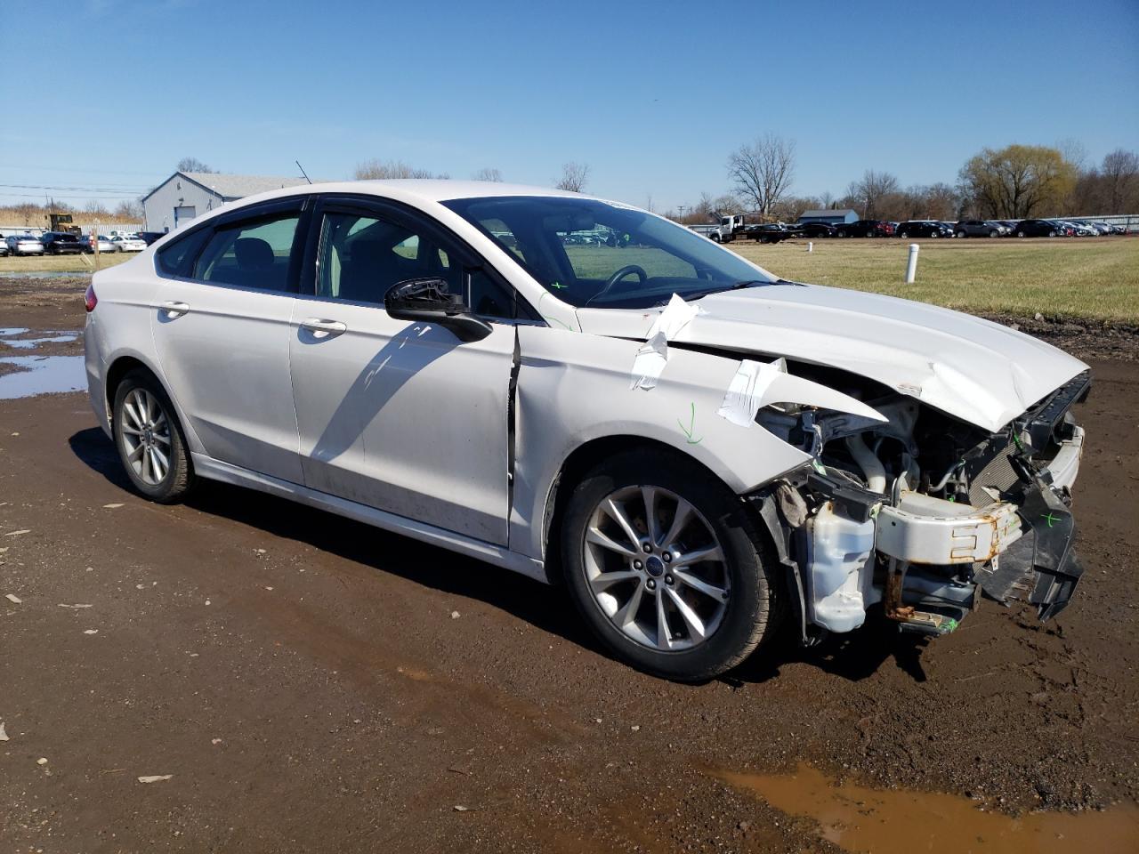 2017 FORD FUSION SE - Image 4