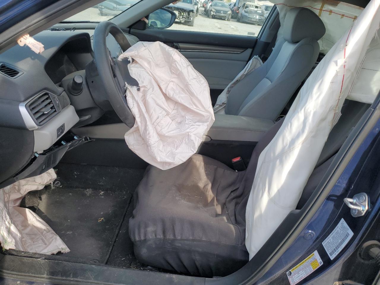 2018 HONDA ACCORD LX - Image 7